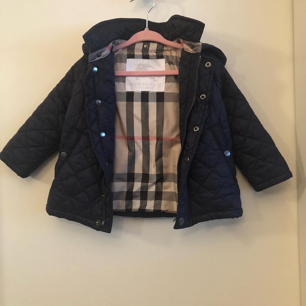 Burberry Kids Navy Quilted Puffer Jacket with Classic Check Lining